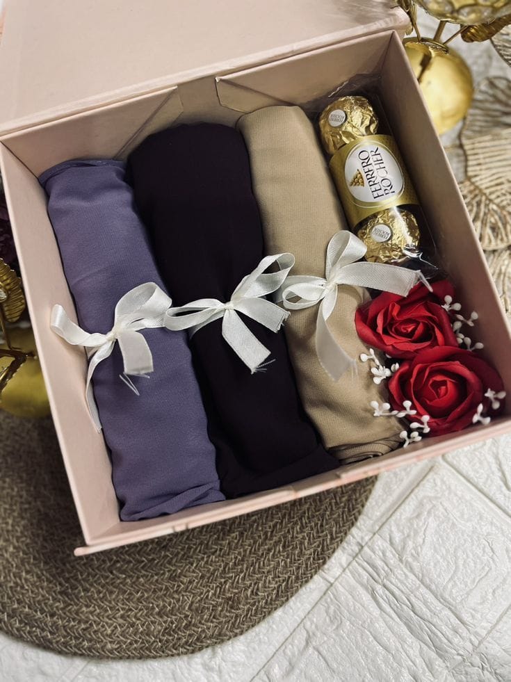 Premium Hijab Gift Box – 3 Elegant Hijabs with Chocolates & Decorative Roses